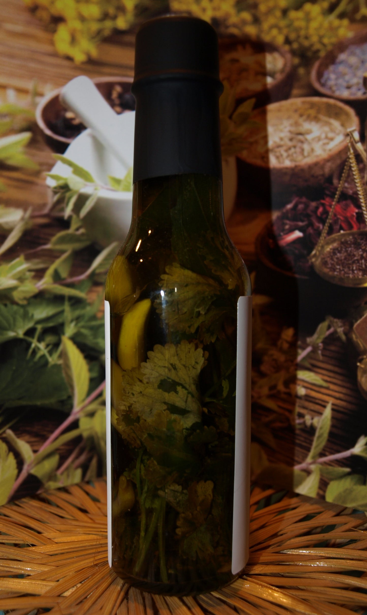 Basil Garlic Cilantro Cooking Oil