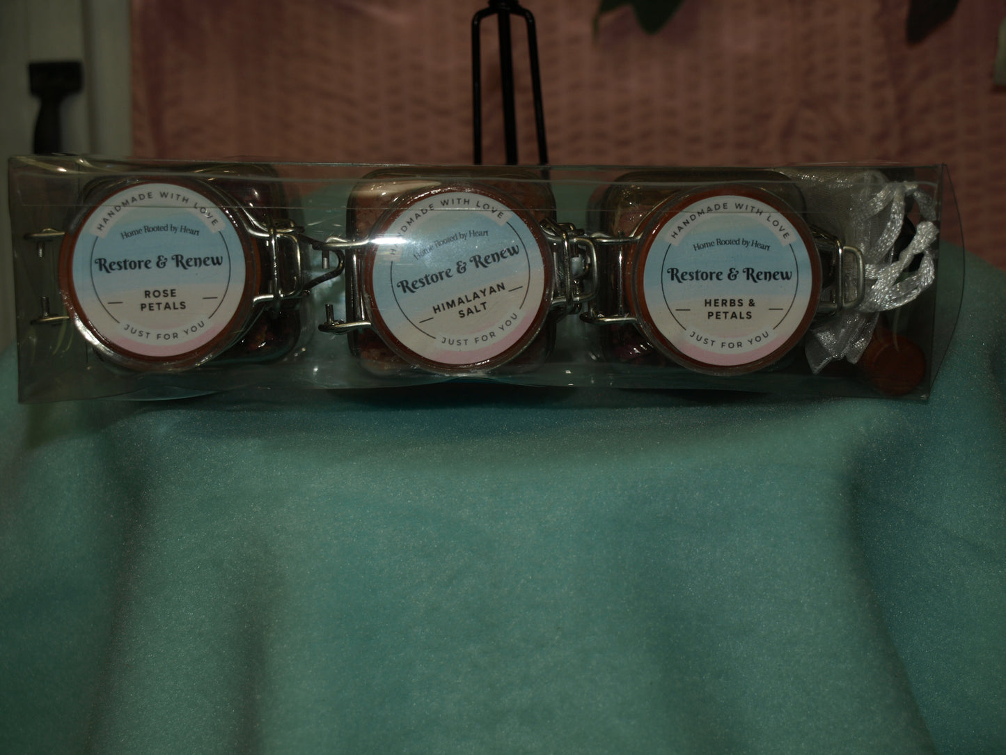 Restore & Renew: Himalayan Salt, Rose Petals, Herbs & Petals Dried Herb Fresh Scent Bath Set